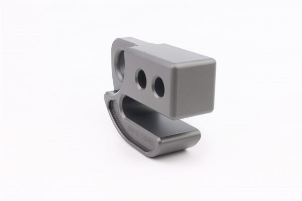 41.22 Hitch Slider and Recovery Point - Image 11